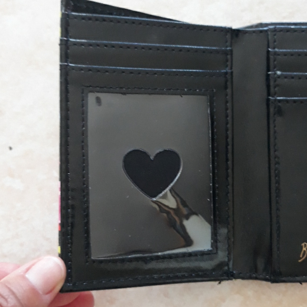 3x*Host Pick*Betsey Johnson adorable wallet - Picture 13 of 16
